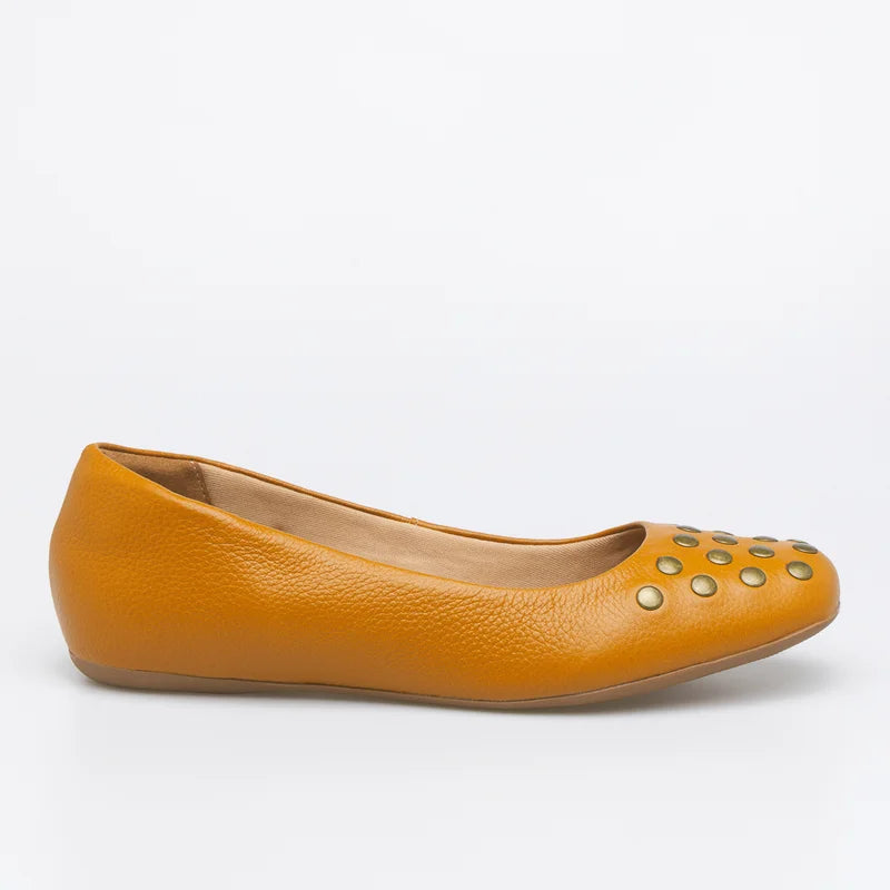 Tachas Leather Flat -  Honey