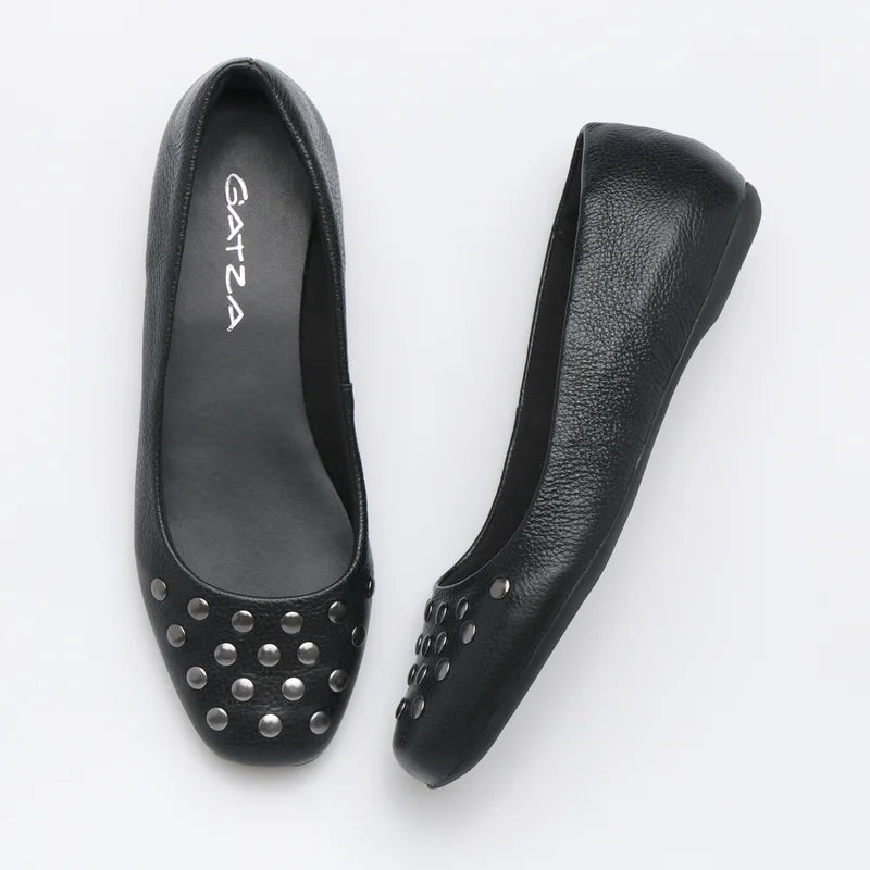 Tachas Leather Flat - Black