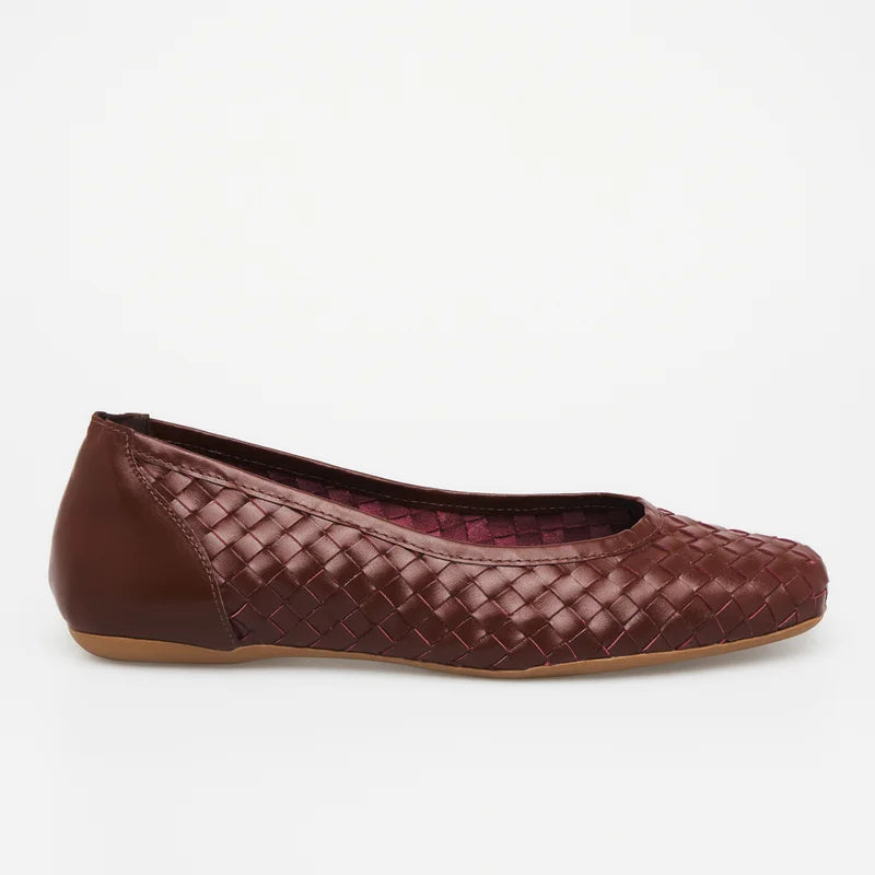 Tressê Leather Flat - Burgundy