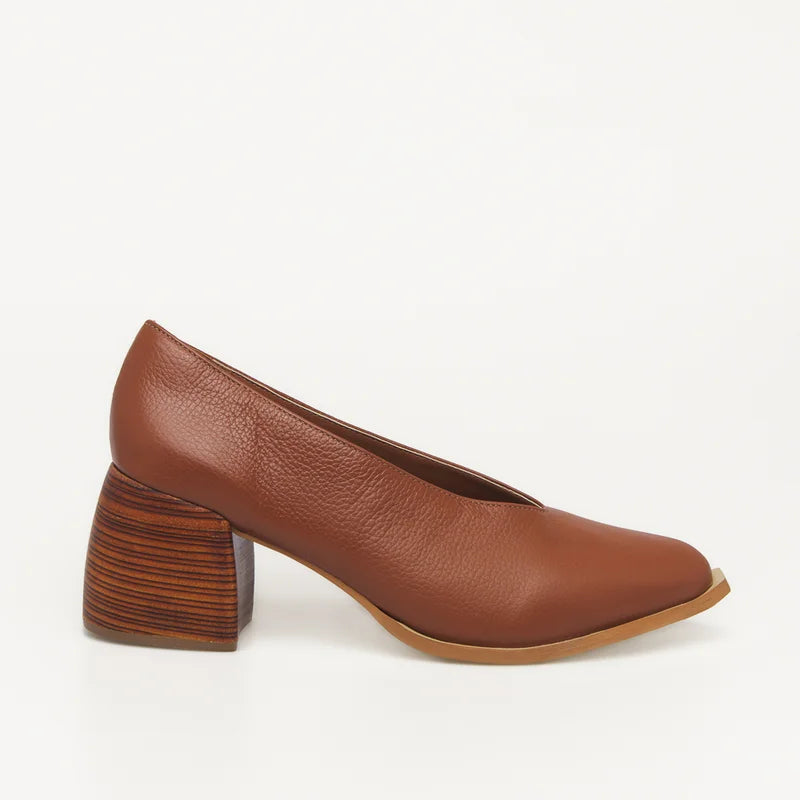 Alba Leather Shoe - Caramel