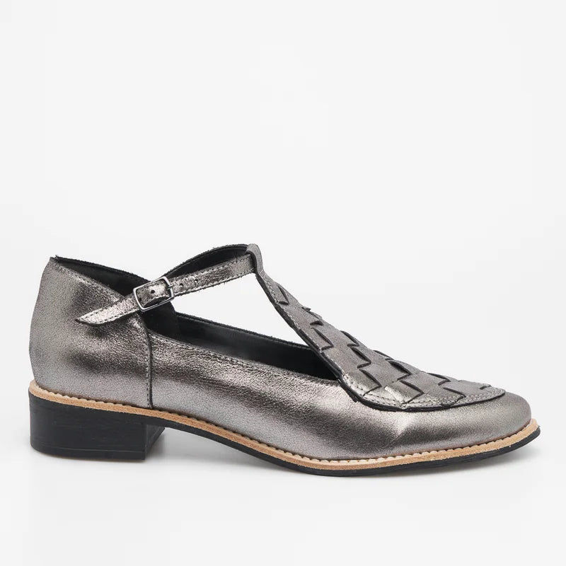 Woven Leather Shoe - Silver