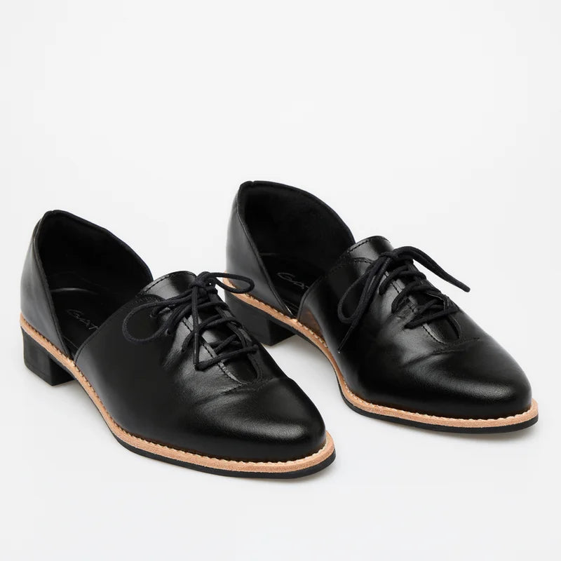 Fenda Leather Shoe - Black