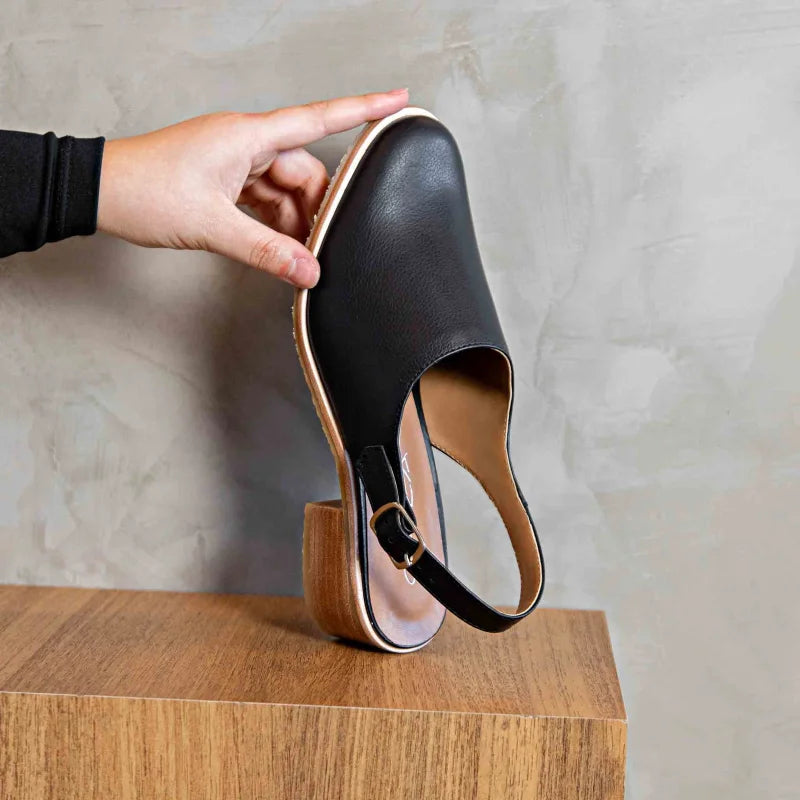 Lyssa Black Leather Pumps