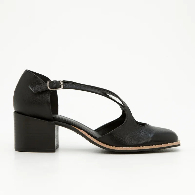 Paula Black Leather Pumps