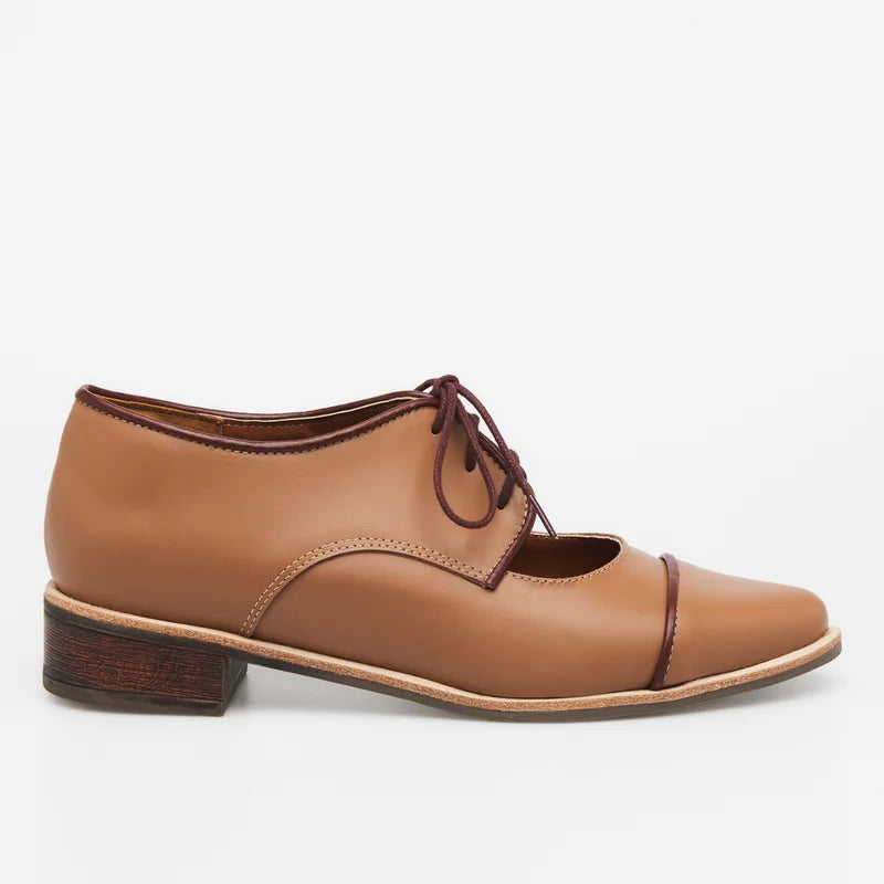Cut-Out Shoe - Cappuccino
